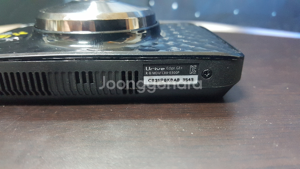 정비된 유라이브 엣지 g1+, 앞쪽 본품만.--5