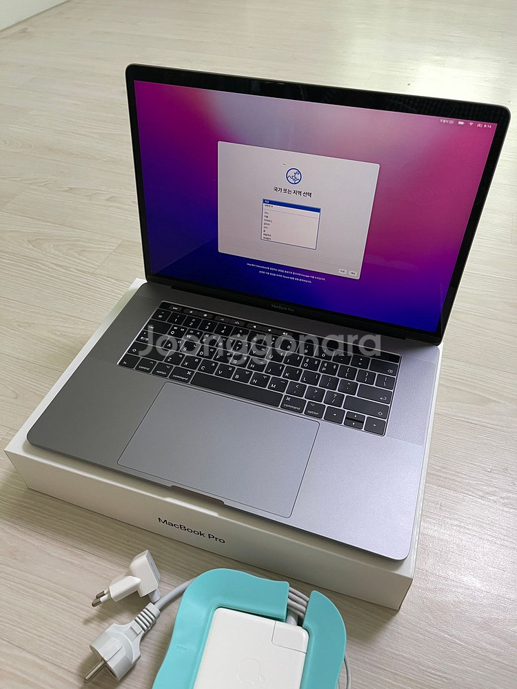 2017 맥북프로 터치바 15인치 512GB--3