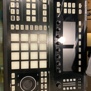 ni maschine studio 팝니다