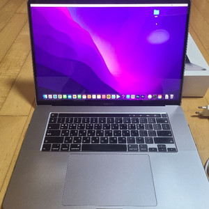맥북프로 2019 16인치 i9 16g램 1t ssd