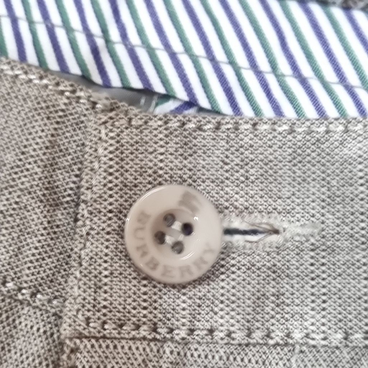 버버리노턱팬츠31*32 이미지