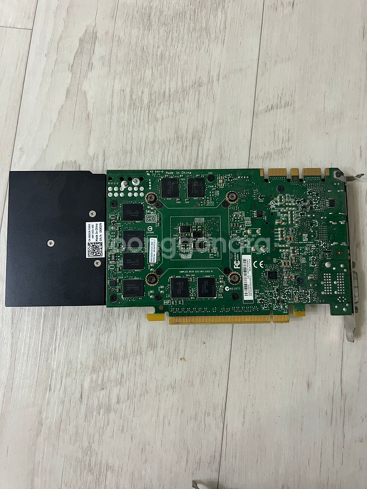 그래픽카드 Nvidia Quadro k4200--1