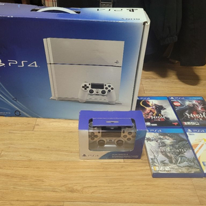 (중고)PS4 CUH-1105A 화이트500GB 팝니다
