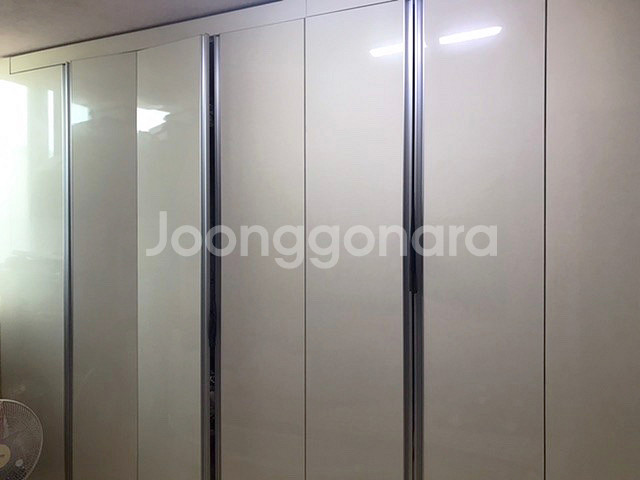 [엘베있음] 견고한 아이보리 키높이 붙박이장--2