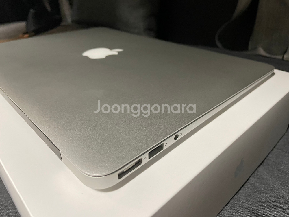 애플 맥북에어 13인치 CTO (i5/8G/256GB)--4