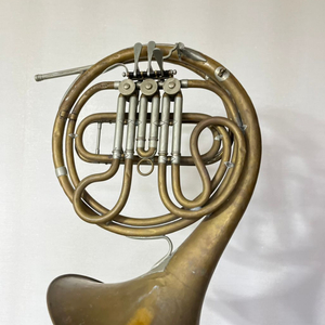 전시용 호른(French Horn)