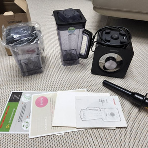 해피콜초고속 블랜더 엑슬림z 팝니다.