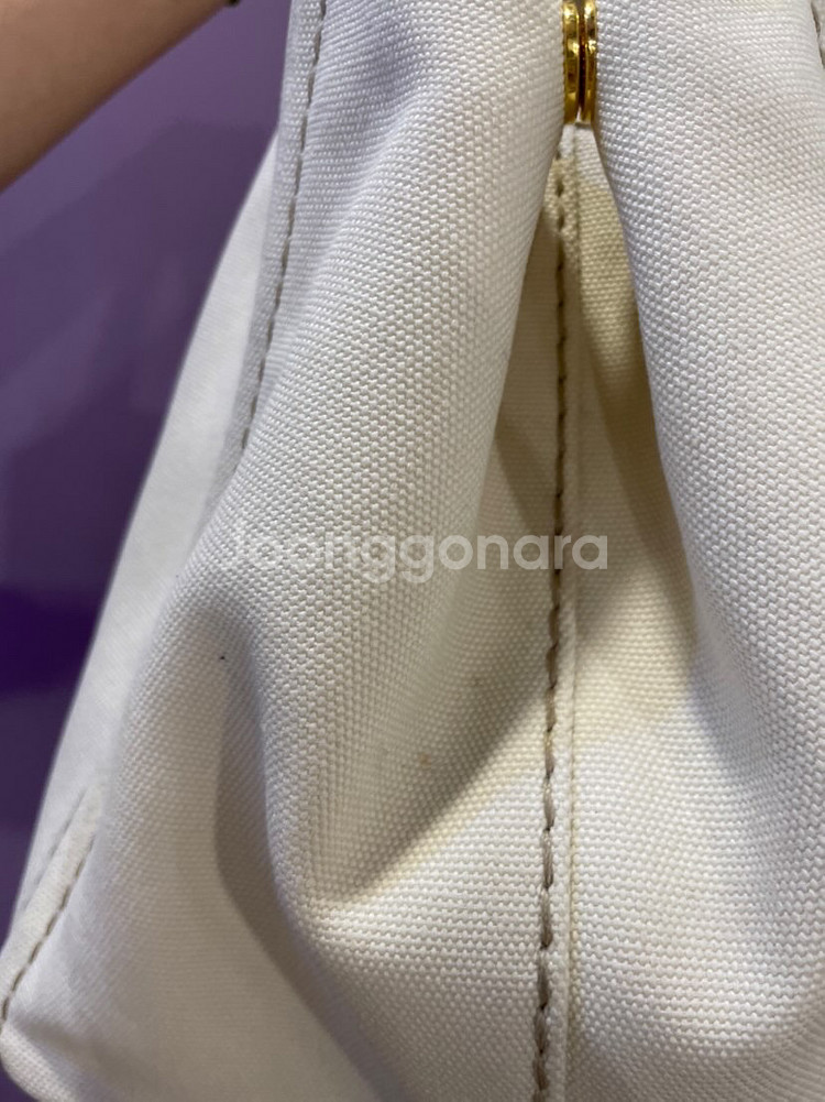 프라다 카나파--3