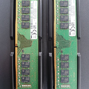 삼성 DDR4 데스크탑용 PC4-2400 램 16GB