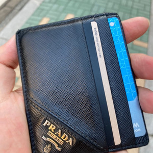 프라다 지갑
