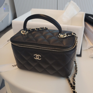 샤넬베니티직사각