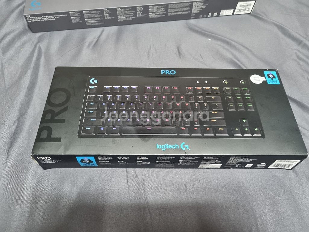 로지텍 G Pro 청축 키보드--0