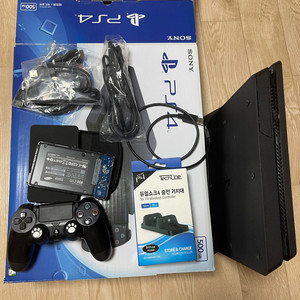 ps4 슬림 500g 팝니다. cuh-2017a