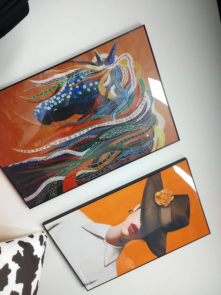 럭셔리 말그림 에르메스 풍 모자쓴여인 대형 그림 액자 이미지