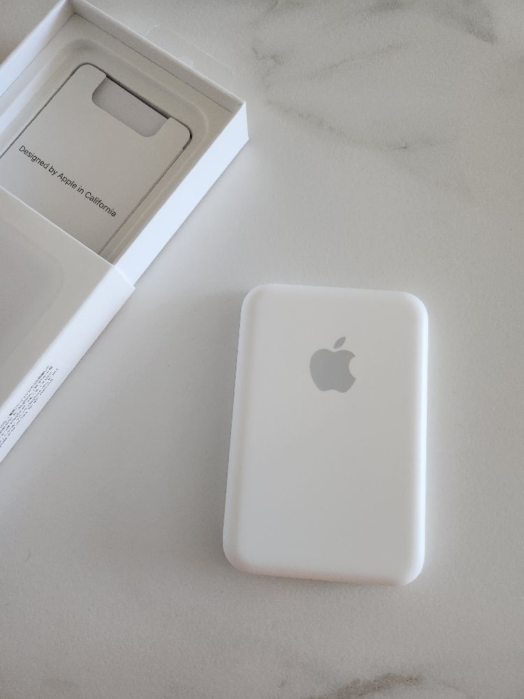 애플 아이폰 맥세이프 배터리팩 새제품급--2