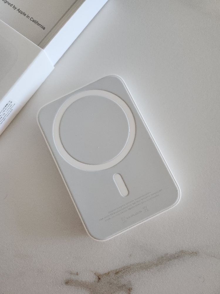 애플 아이폰 맥세이프 배터리팩 새제품급--3