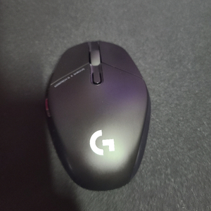 g303 슈라우드 무선마우스 판매합니다 + 파우치 증정