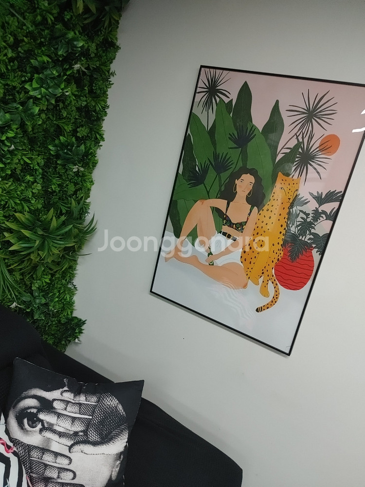 휴양지여인 그림액자 인테리어액자 표범액자 대형그림 팜--1