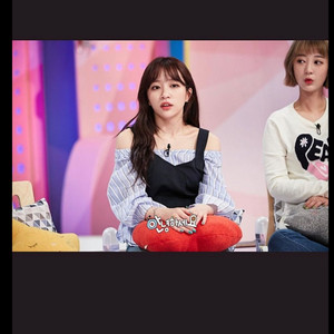 듀엘 하니착용 뷔스티에 블라우스 셋트