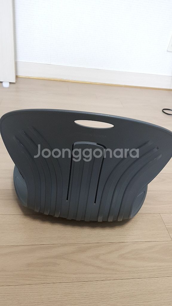 바른 엔젤 체어2 팝니다 커블 자세교정 의자--1