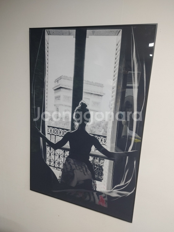 샤넬 풍 창문여인 초대형액자 그림 액자 인테리어 소품--2