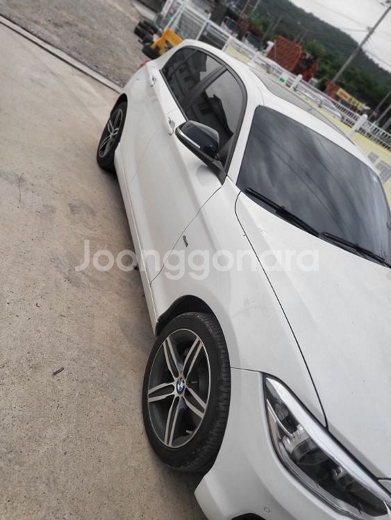 BMW 118D 17년 9만km--2