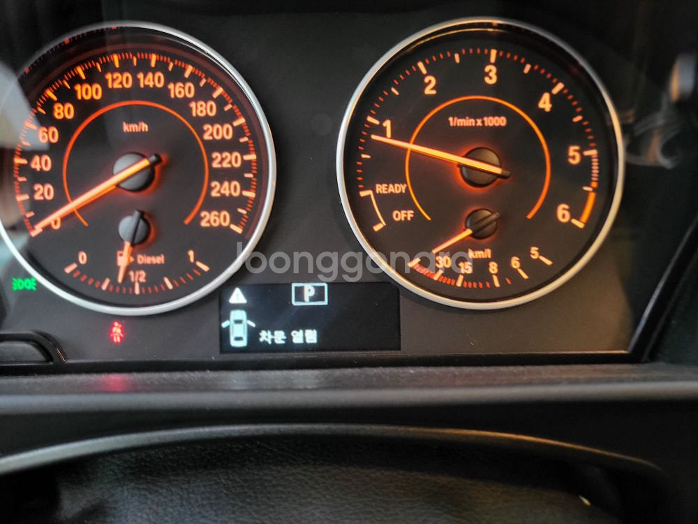 BMW 118D 17년 9만km--6