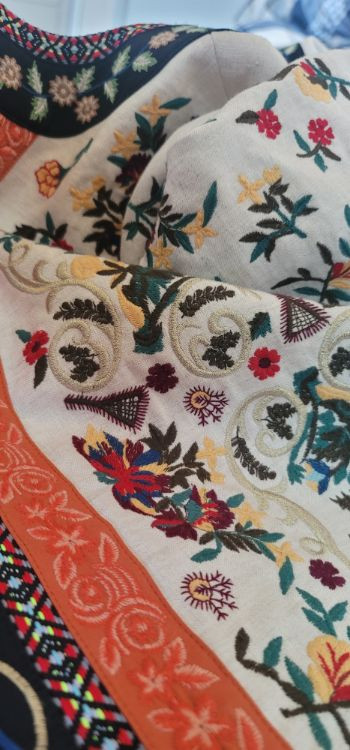 비꼴리끄 지수 자켓 꽃무늬 린넨 미 100프로 이미지