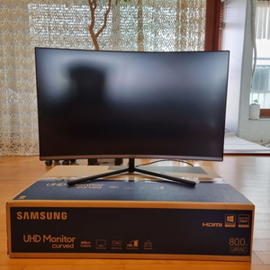 삼성 32인치모니터 커브드 U32R590 4K UHD