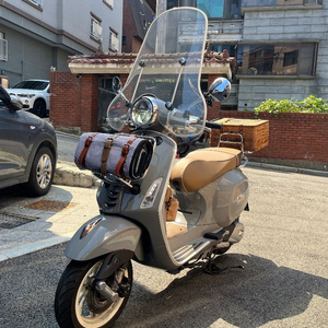 서울) 베스파 프리마베라125 피크닉에디션 22년