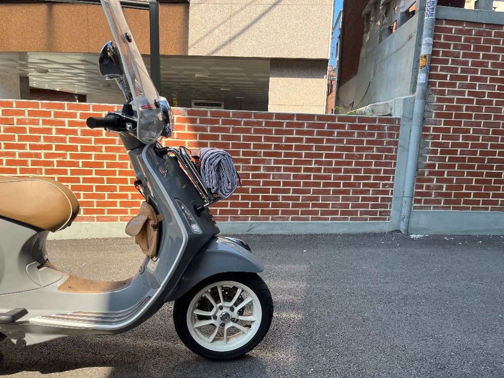 서울) 베스파 프리마베라125 피크닉에디션 22년--6