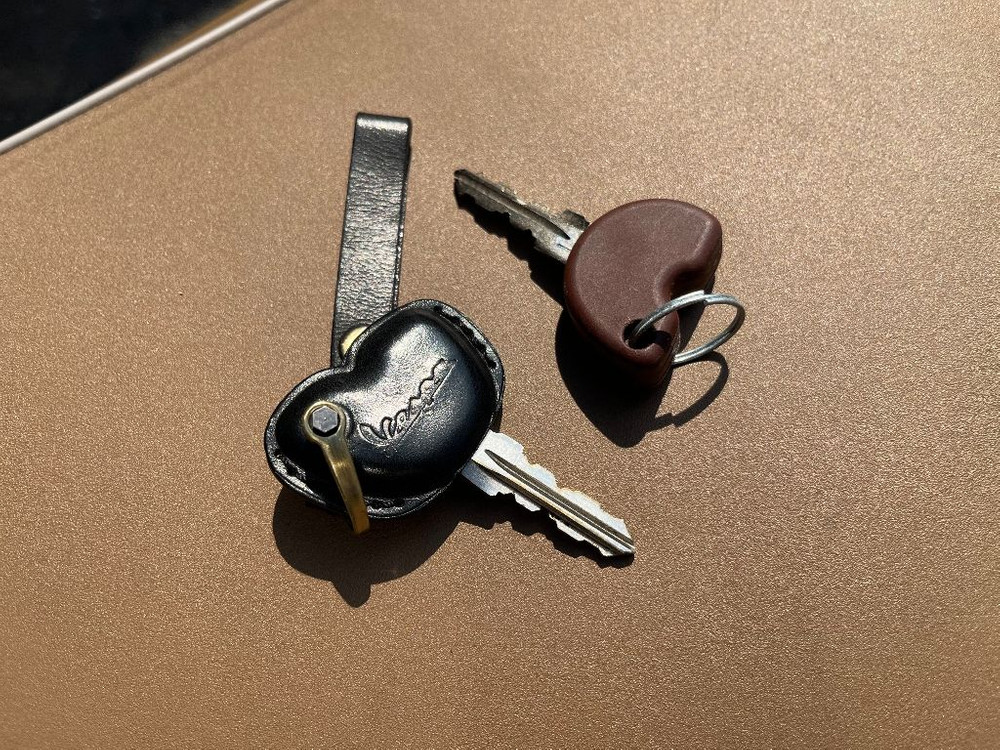 서울) 베스파 프리마베라125 피크닉에디션 22년--8