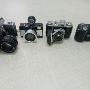 미놀타sr-1필름카메라.70-210광각렌즈.니콘카메라.