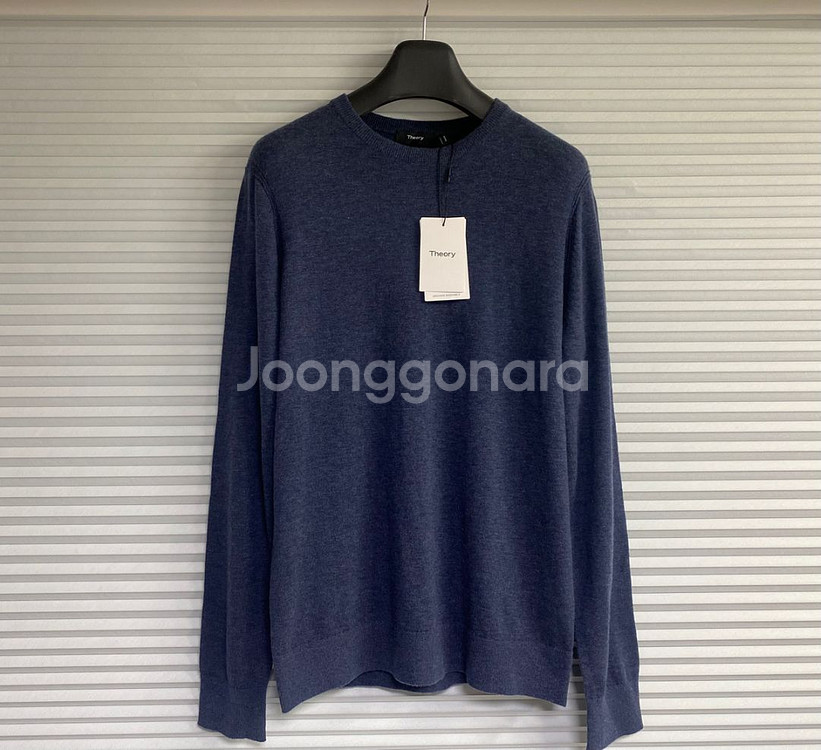 띠어리 기본니트 S사이즈 새상품 285$--0