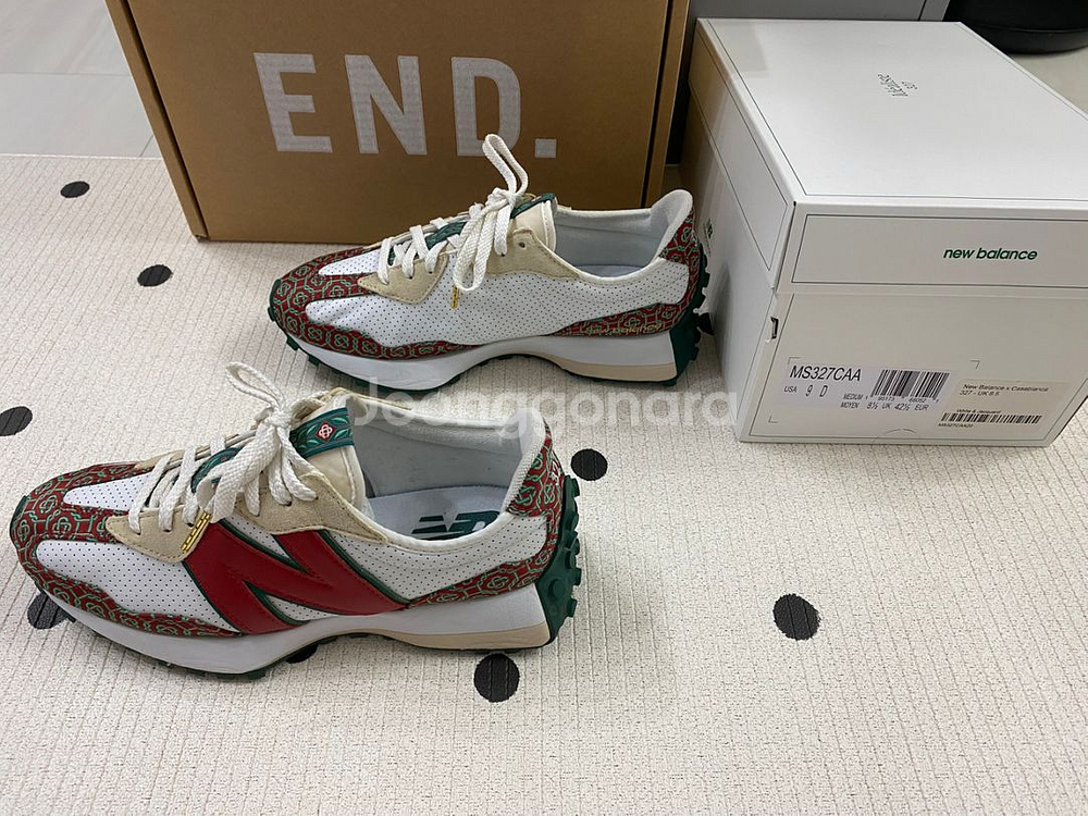 뉴발란스 327 카사블랑카 모노그램 레드 10만원--0