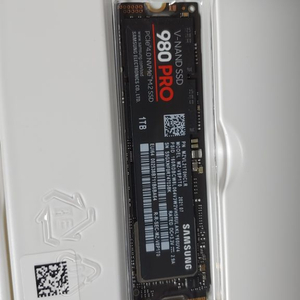 미사용 삼성 980 PRO M.2 NVMe 1TB 택포