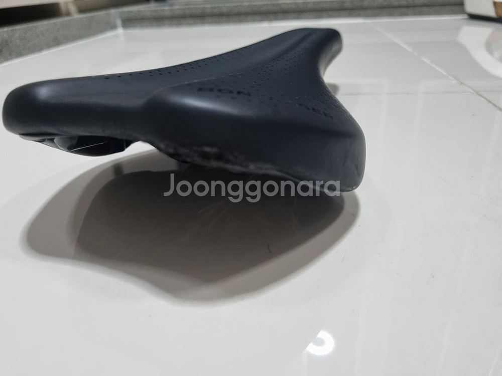 트렉 본트래거 자전거 안장--2