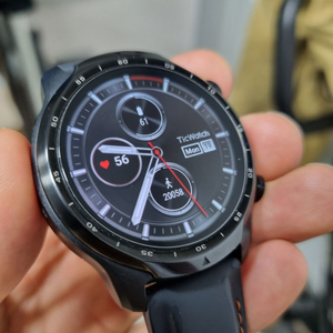 틱워치 ticwatch pro 3 gps 팔아요