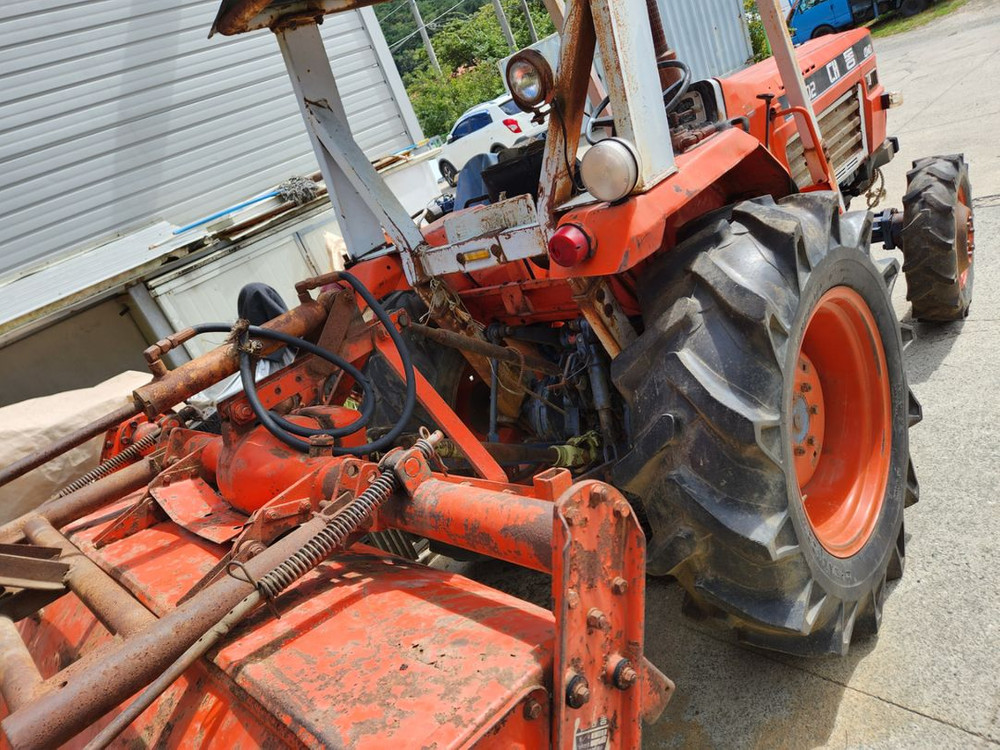 대동 35마력 L3502 트랙터 트랙트 수리용으로팝니다--1