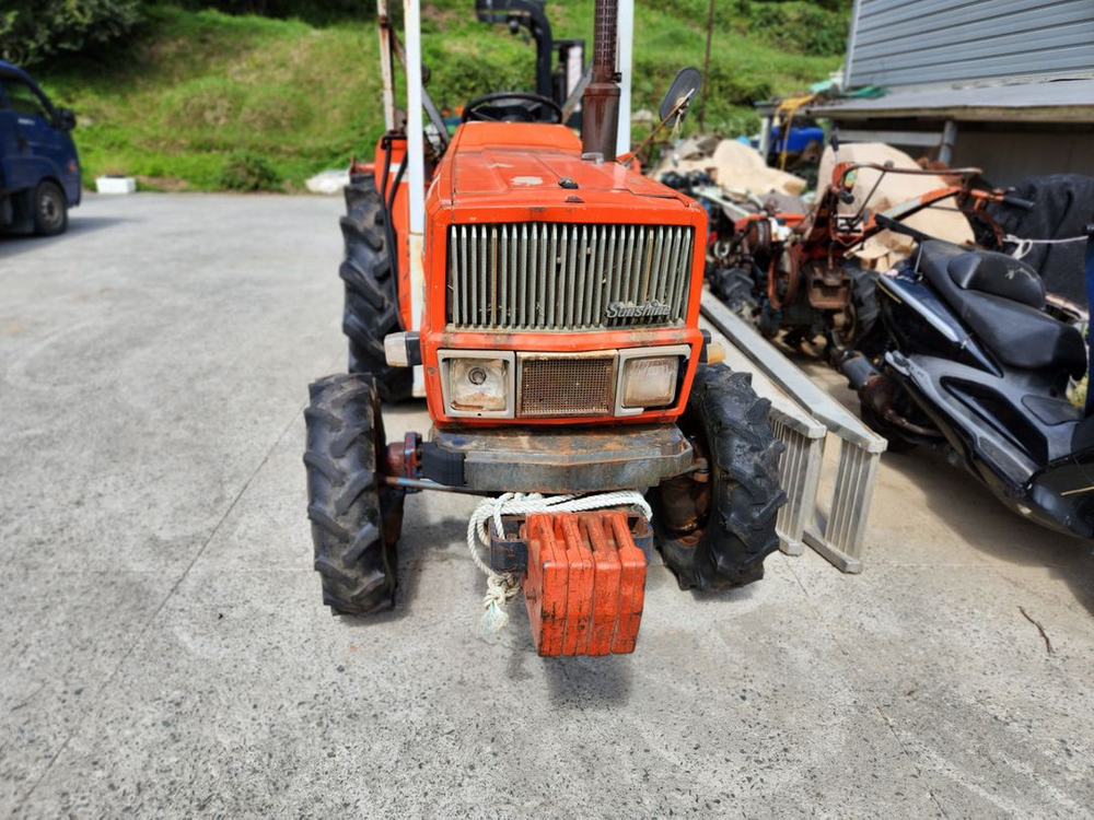 대동 35마력 L3502 트랙터 트랙트 수리용으로팝니다--2