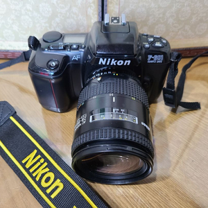 Nikon F-601 자동필름카메라