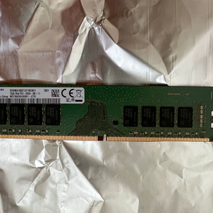 삼성전자 16GB DDR4 RAM (1개)