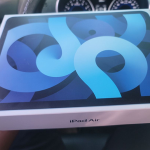 아이패드 에어4 셀룰러 64GB 팝니다.