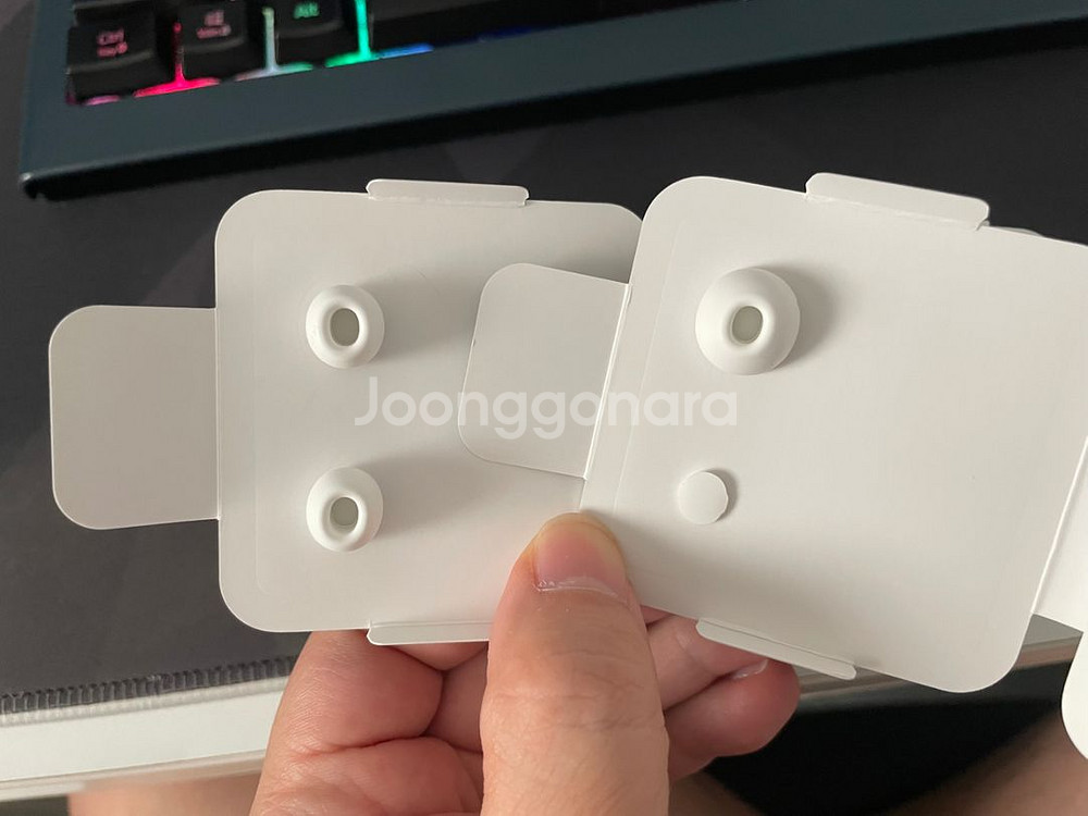 에어팟프로 오른쪽 유닛 팝니다.--4