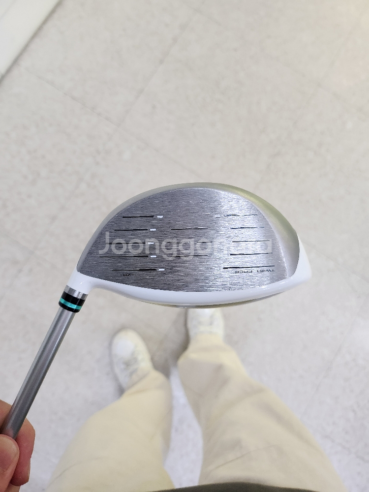 테일러메이드 심 글로리 여성 드라이버 신품급 판매합니다--2