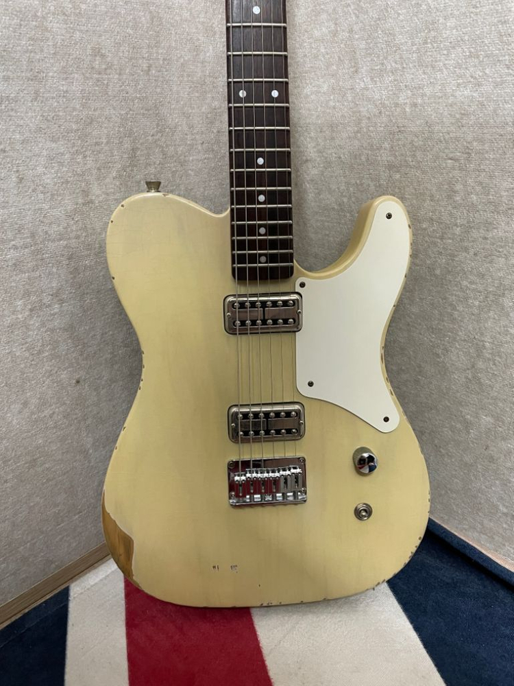 카브로니타 텔레캐스터 크래프츠 하우스 커스텀 이미지