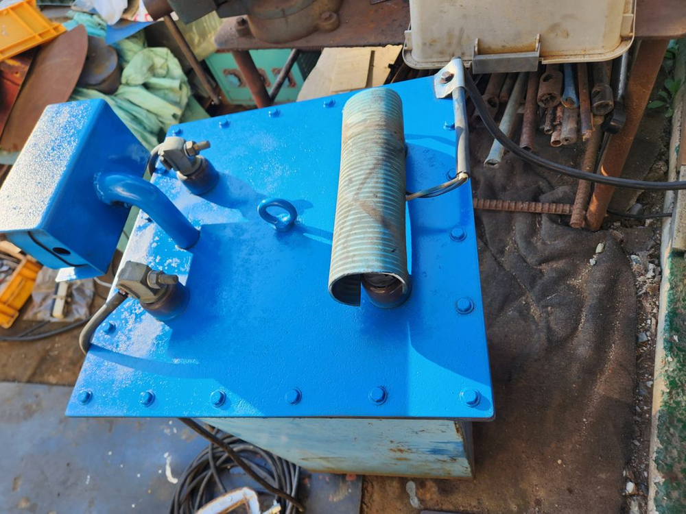 고장없고 내구성좋은 고가의 DC아크 용접기 팝니다.--4