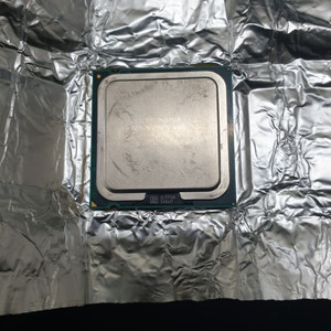 Intel 쿼드코어 Q9550 CPU 팝니다.