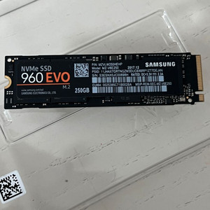 SSD(250g), 램(DDR 4 8g*2), 메인보드