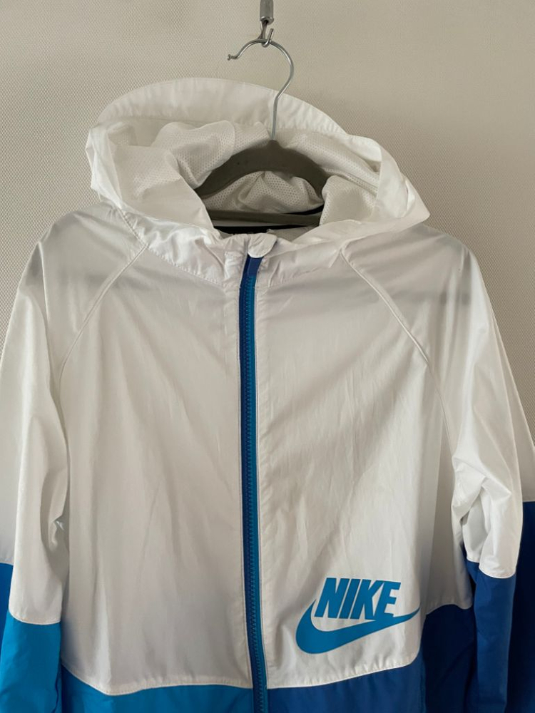 나이키키즈 바람막이 L사이즈--3